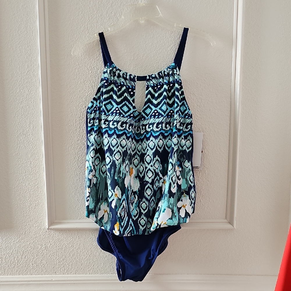 MAXINE OF HOLLYWOOD INSTANT MINIMIZER ONE PIECE SWIMSUIT.